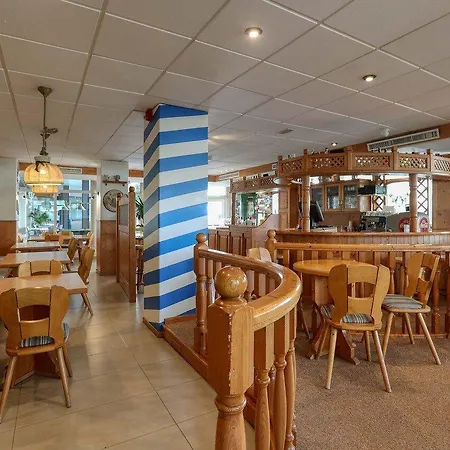 中央公园水上古塔特黄金度假村酒店 酒店